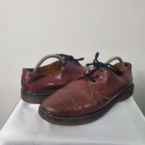 Dr. Martens Burgundy Leather Oxfords Shoes - Picture 3 of 13
